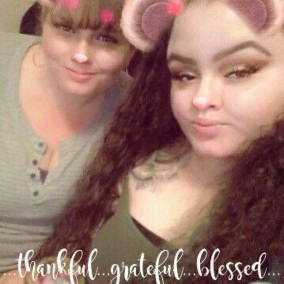 Meet your Posher, Christina - Picture 1 of 1